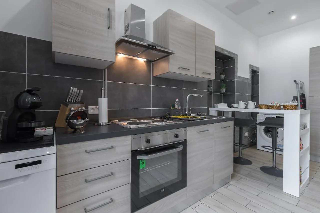 Apartment Guest House Grimaldi Nice